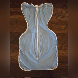 Love to Dream Blue Swaddle Size Small